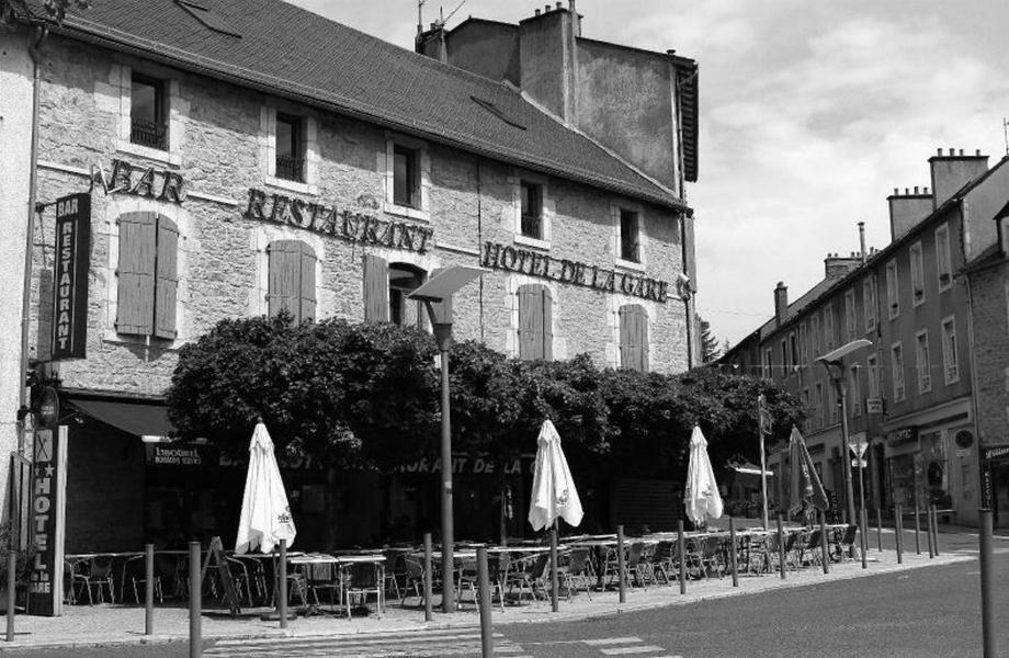 Hotel De La Gare Sévérac-le-Château Exteriör bild