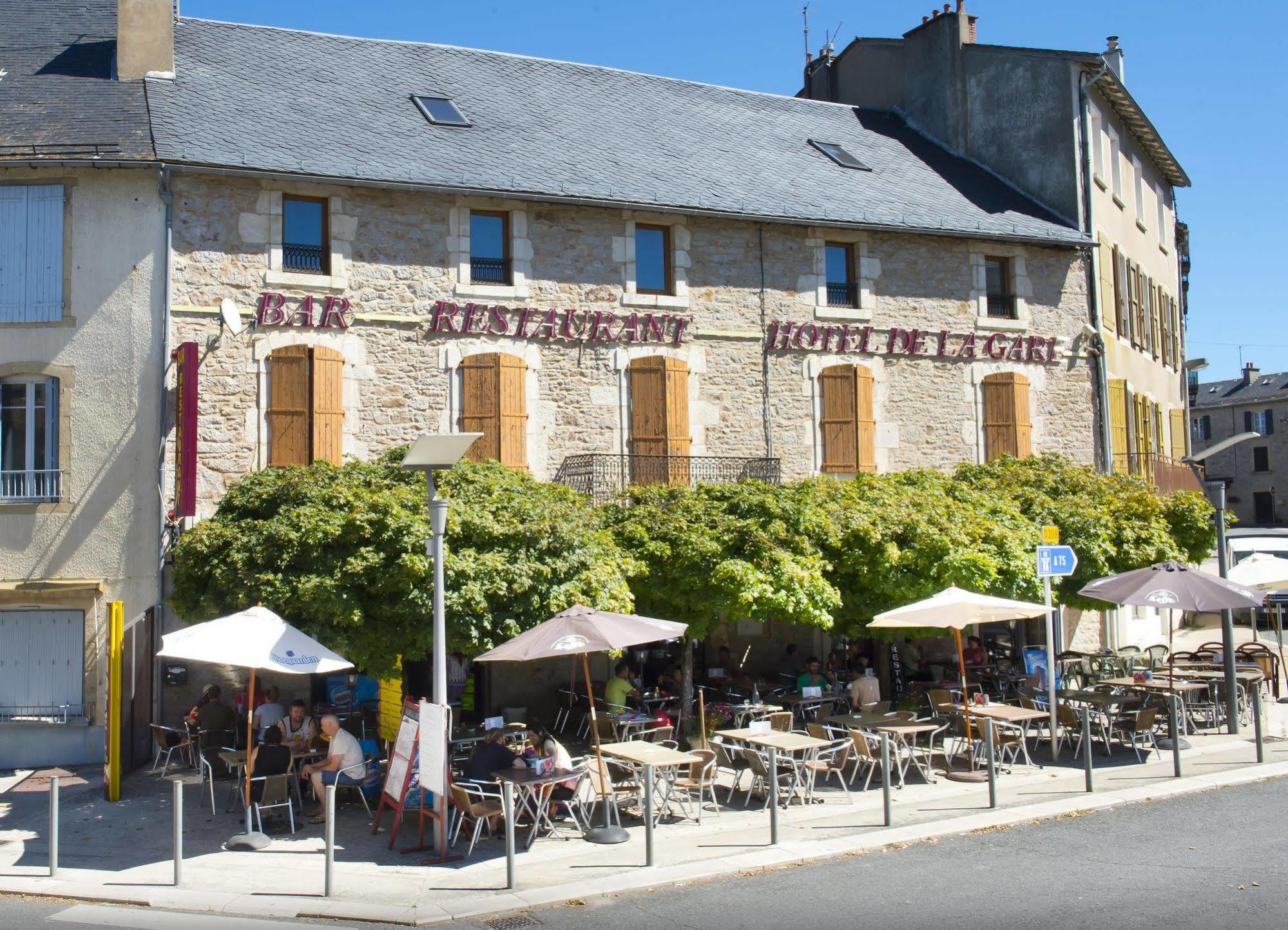 Hotel De La Gare Sévérac-le-Château Exteriör bild